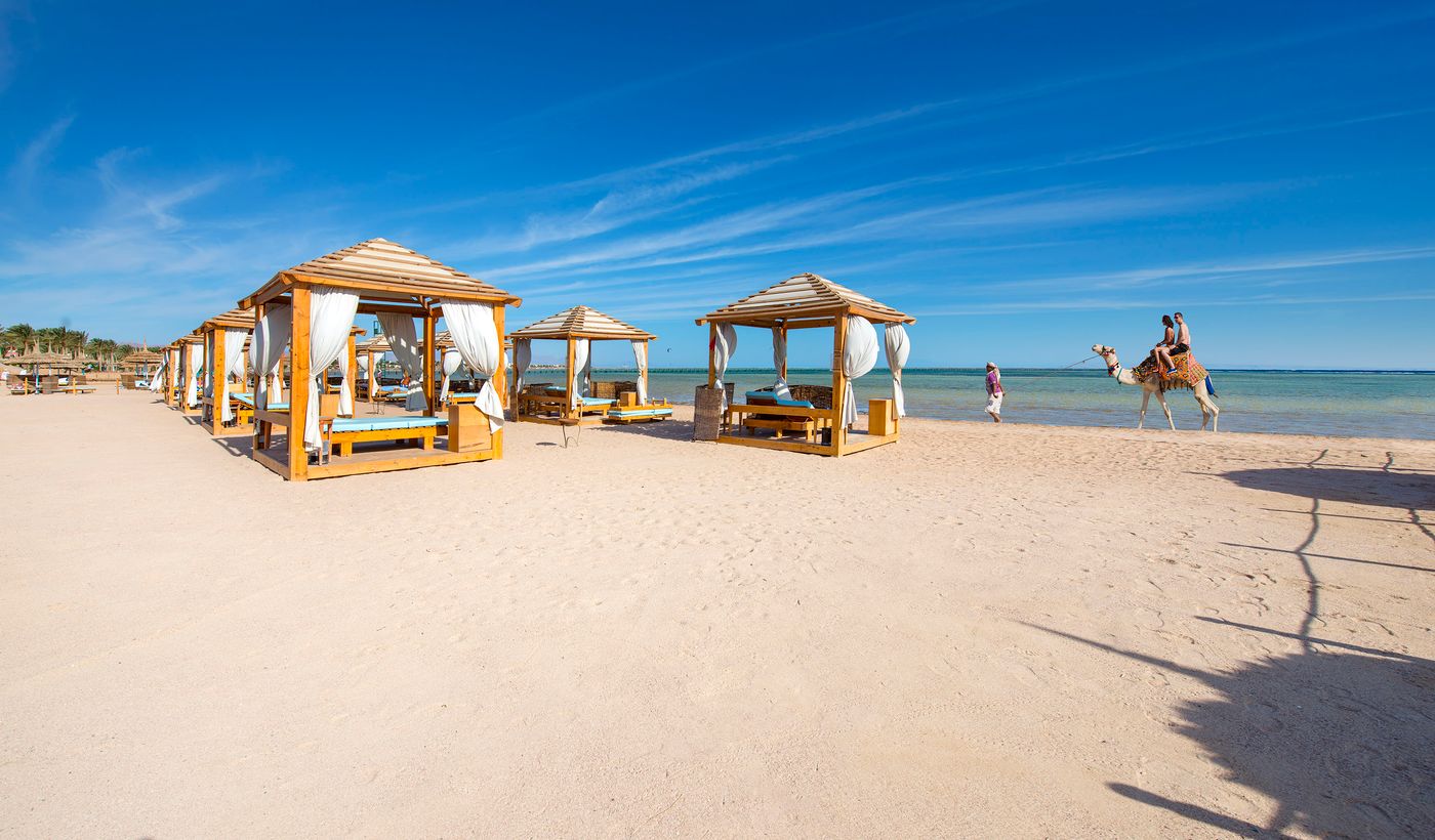 Amwaj-Oyoun-Resort---Spa-Beach-70