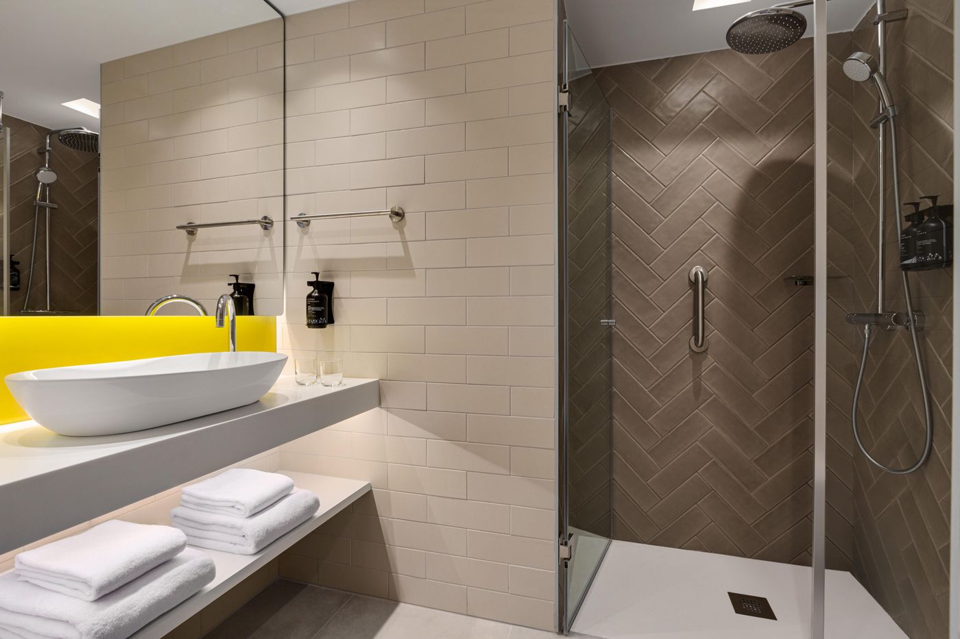 Holiday-Inn-Express-Evora-Room-21