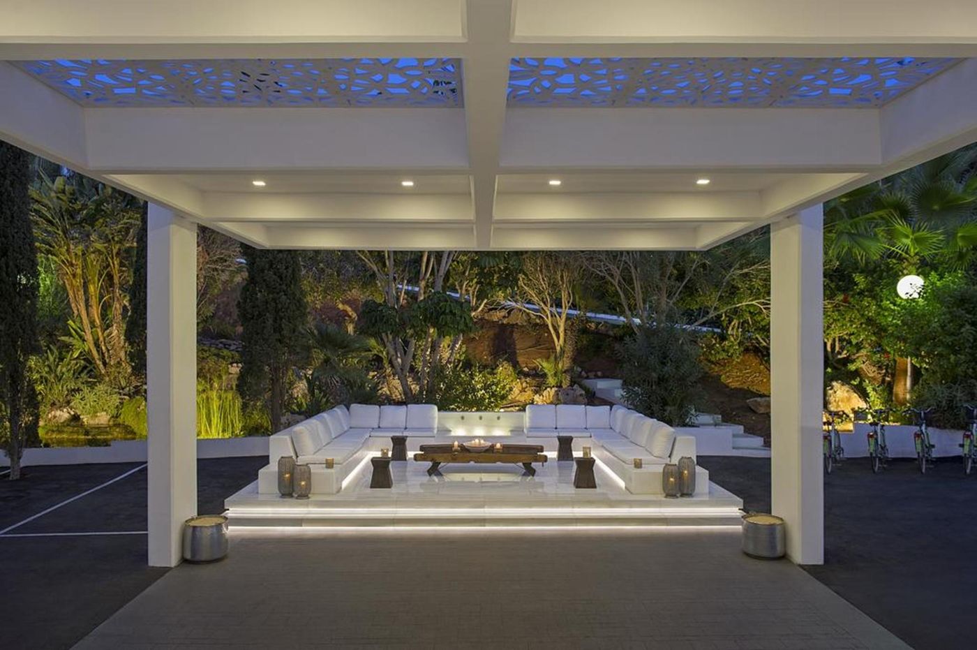 Grecian-Sands-Hotel-Lobby-14