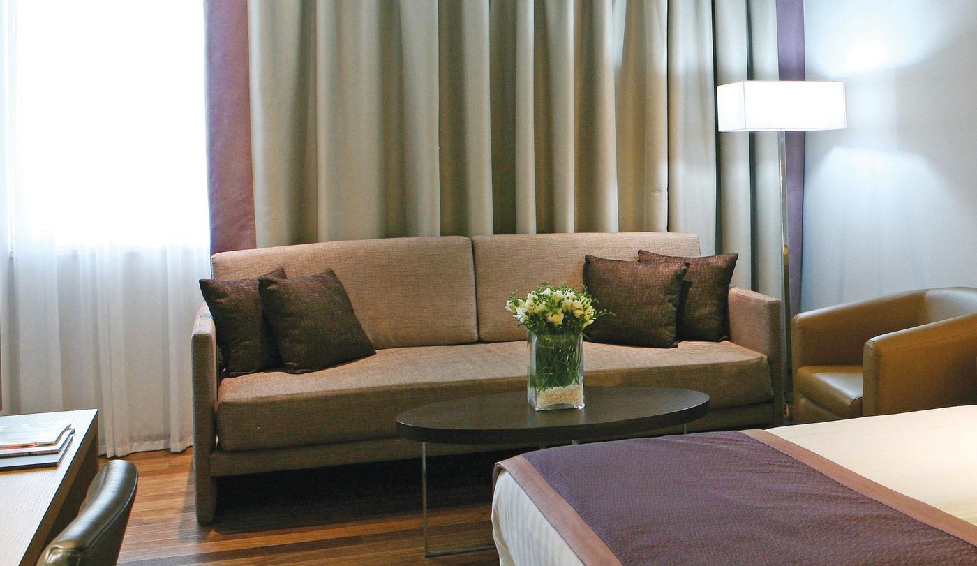 Crowne-Plaza-Limassol-Room-30