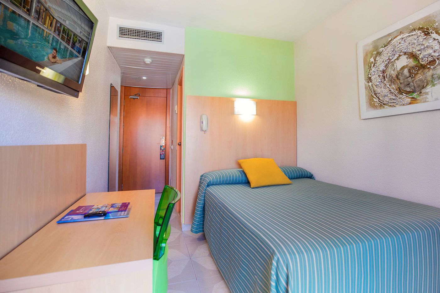 Servigroup-Pueblo-Benidorm-Room-14