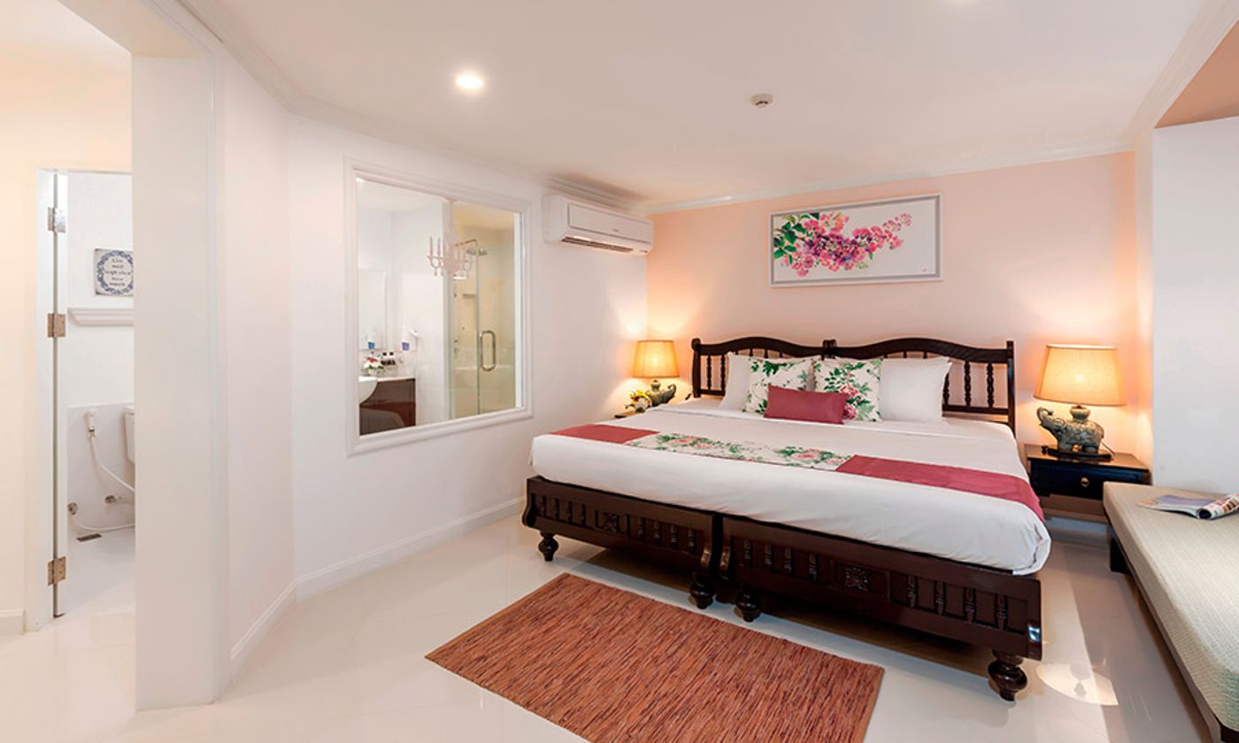 Thavorn-Palm-Beach-Resort-Room-37