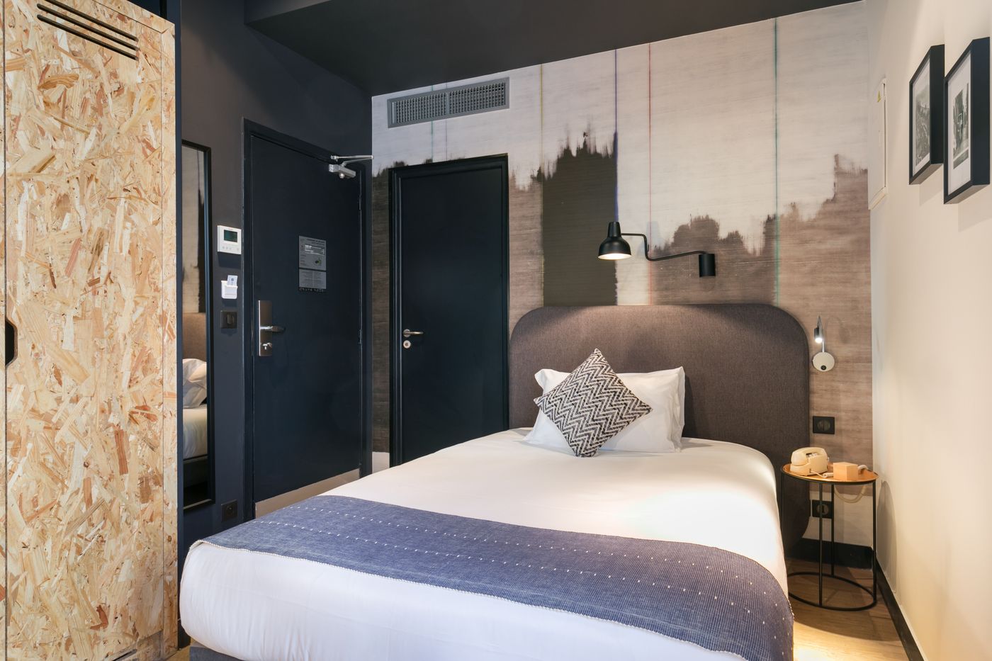 Best-Western-So-Co-by-HappyCulture-Room-10