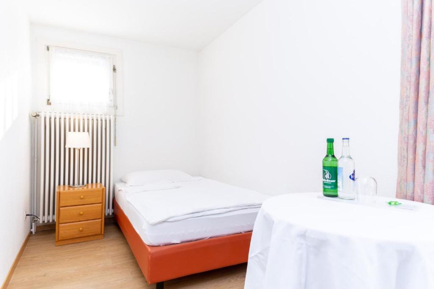 Alfa-Switzerland-BIRSFELDEN-Room-8