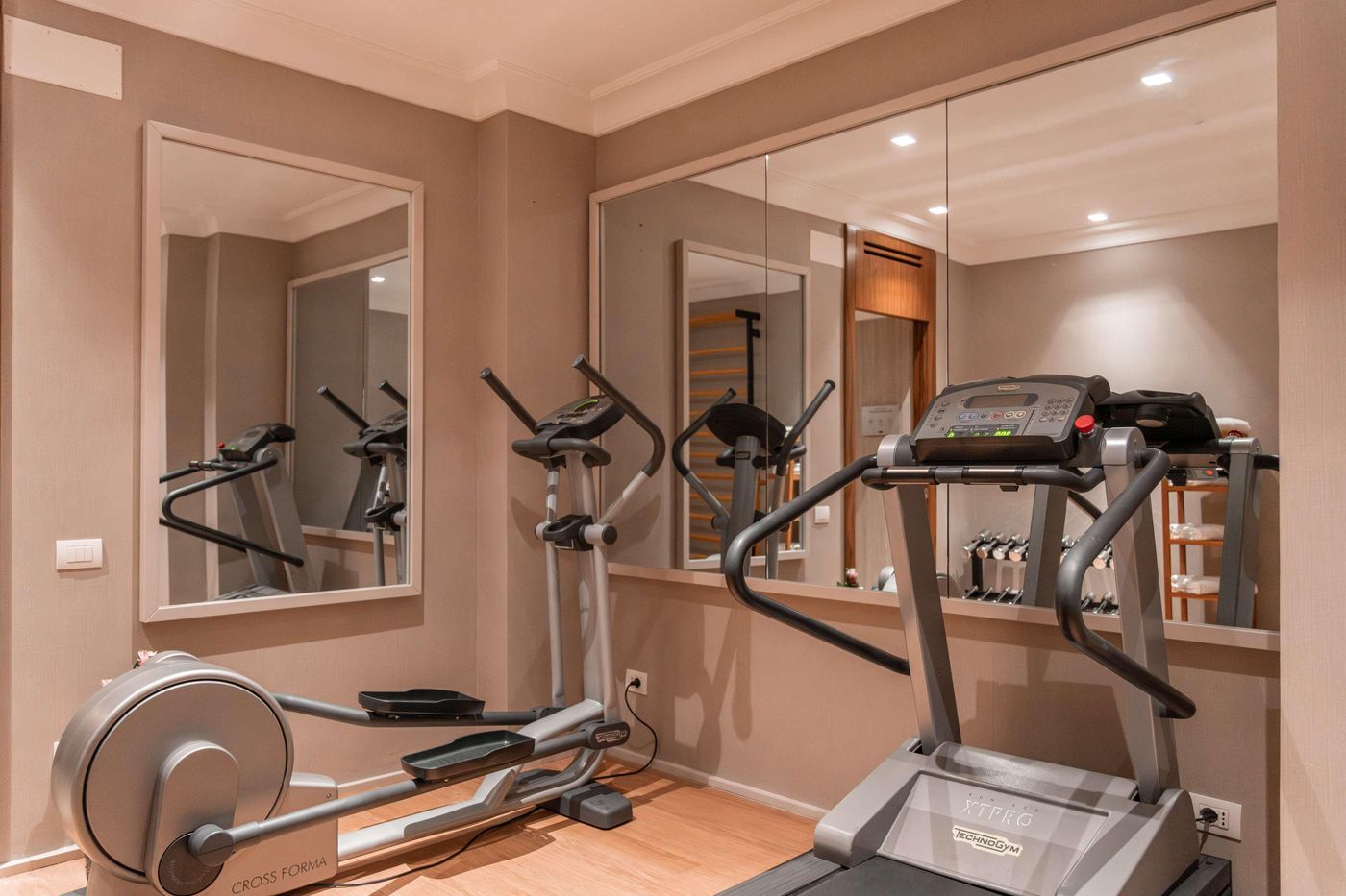 Degli-Aranci-Sports-and-Entertainment-43