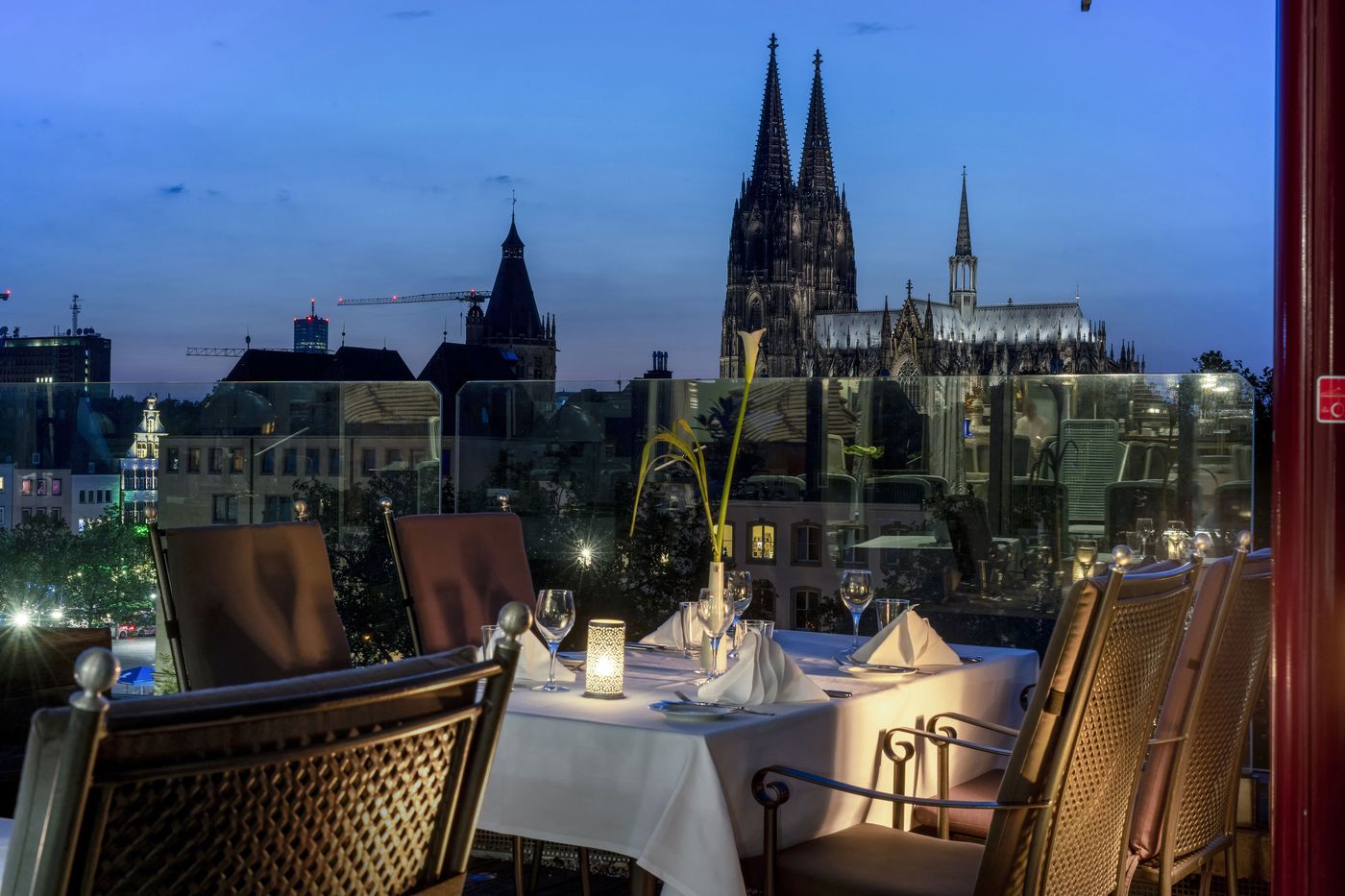 Maritim-Hotel-Cologne-Restaurant-62