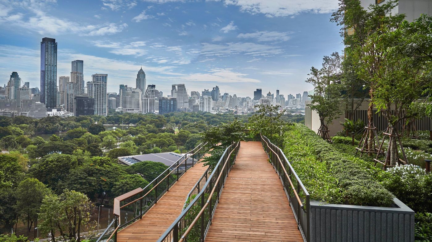 Dusit-Thani-Bangkok-General-view-2