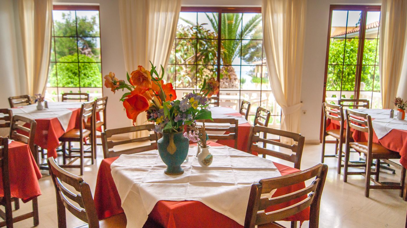 Iliessa-Beach-Restaurant-26