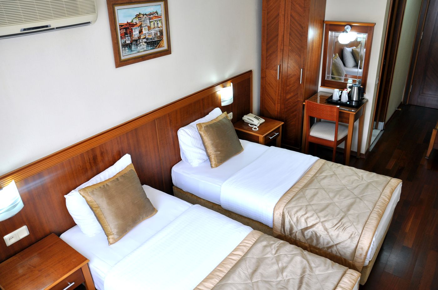 Centrum-Hotel-Room-16
