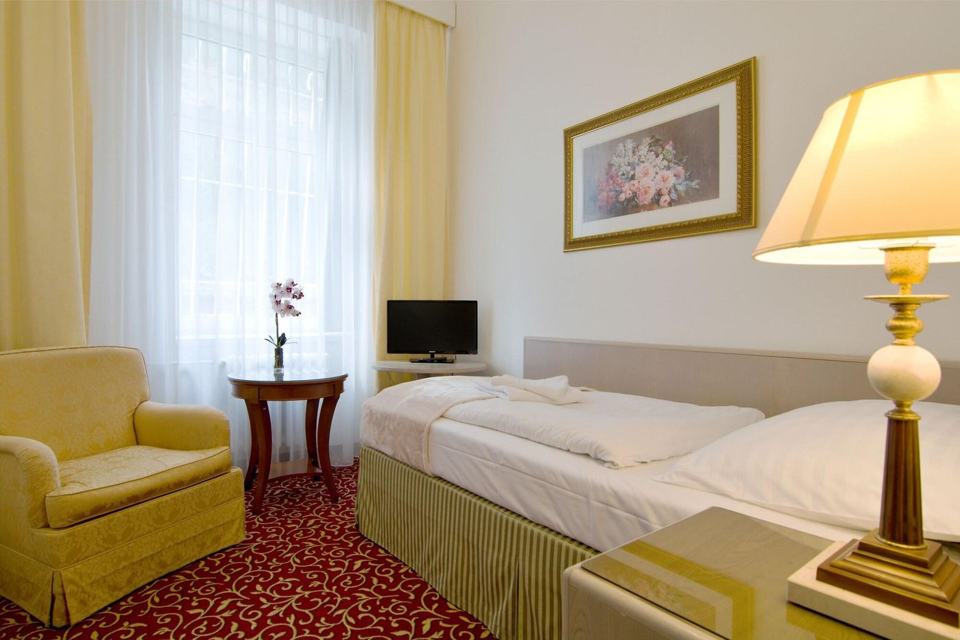 Hotel Romania-Czech Republic-KARLOVY VARY-Room-8
