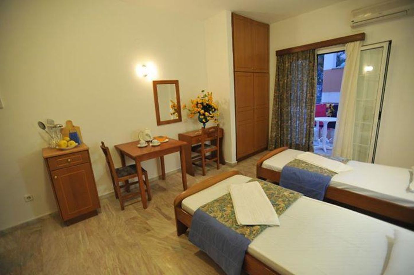 Saint Spyridon Hotel