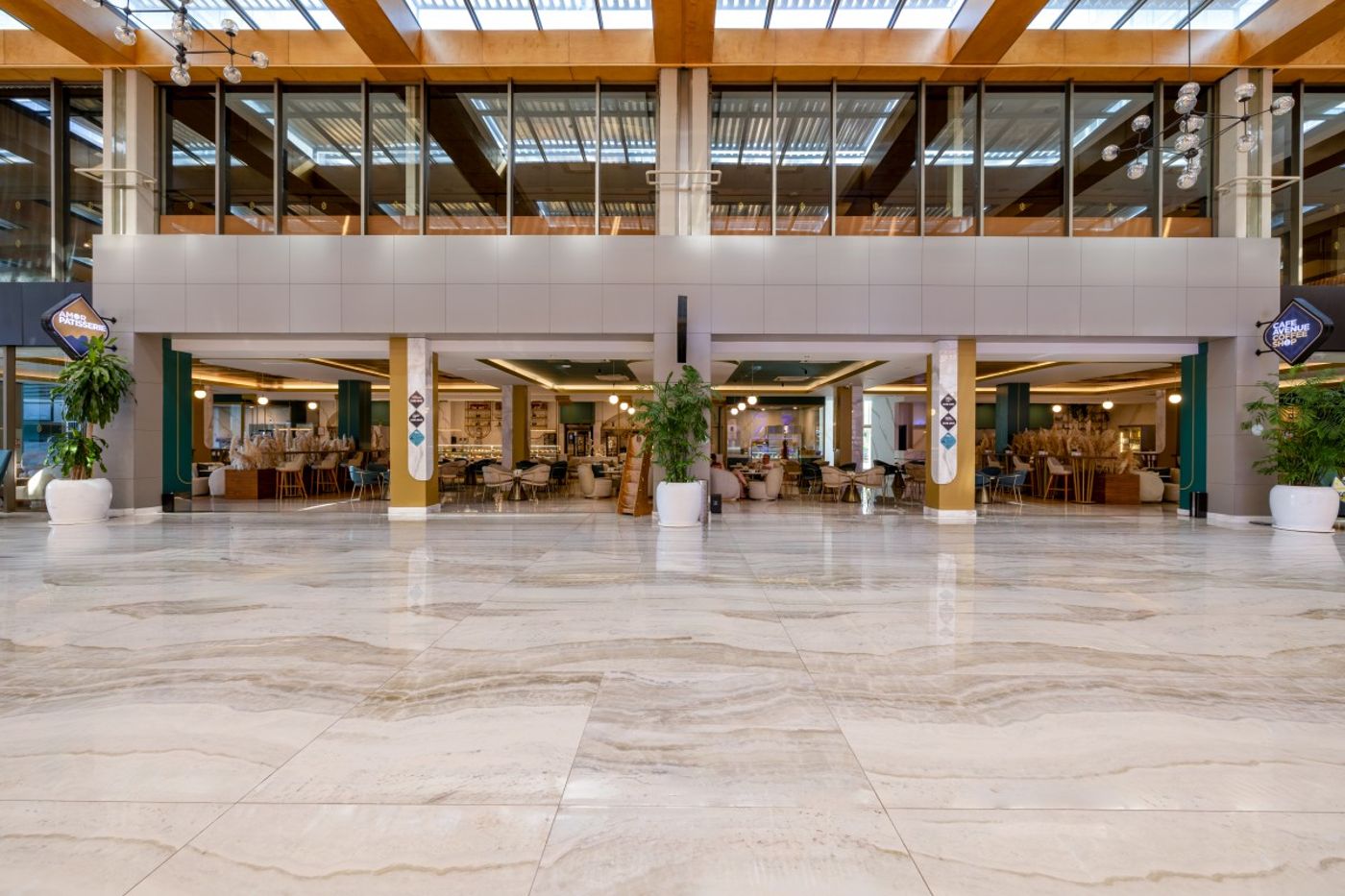 Nirvana Cosmopolitan