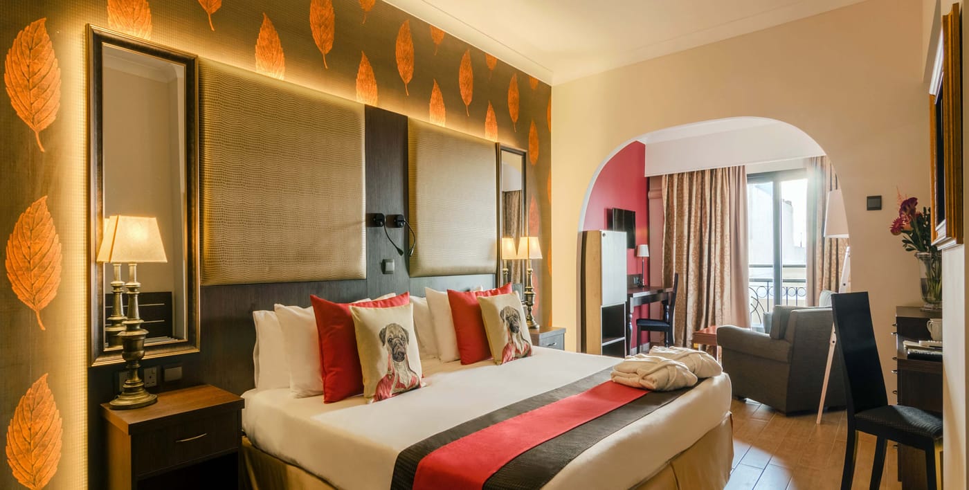 New - Ax - The Victoria Hotel