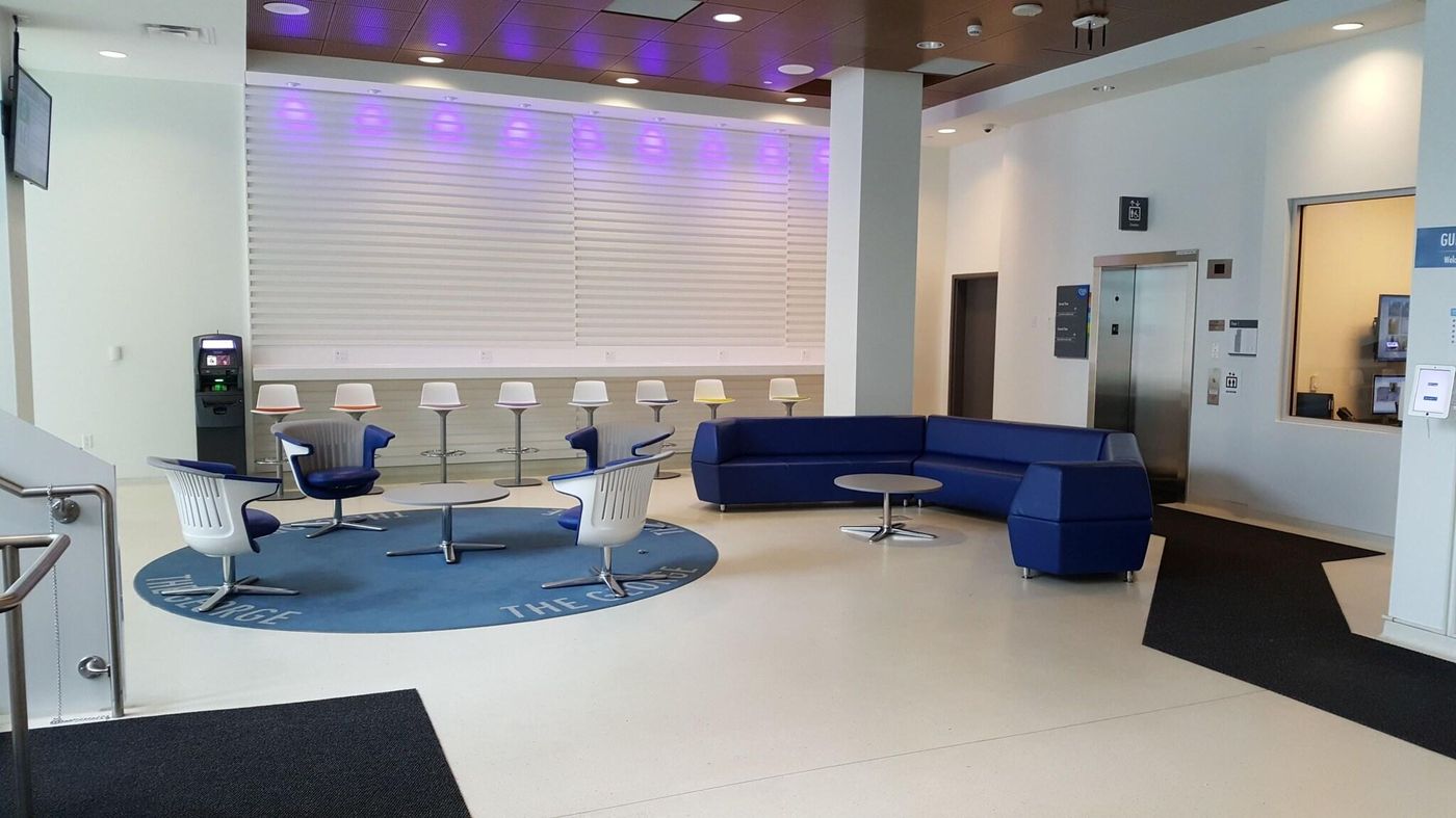 Res & Conf Centre Toronto Downtown-Canada-TORONTO-Lobby-4