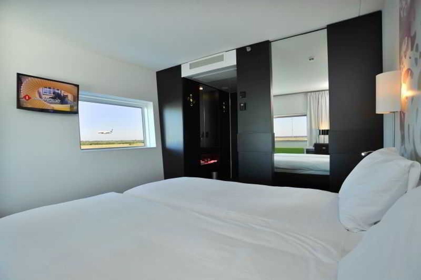 Tulip Inn Eindhoven Airport-Netherlands-EINDHOVEN-Room-10