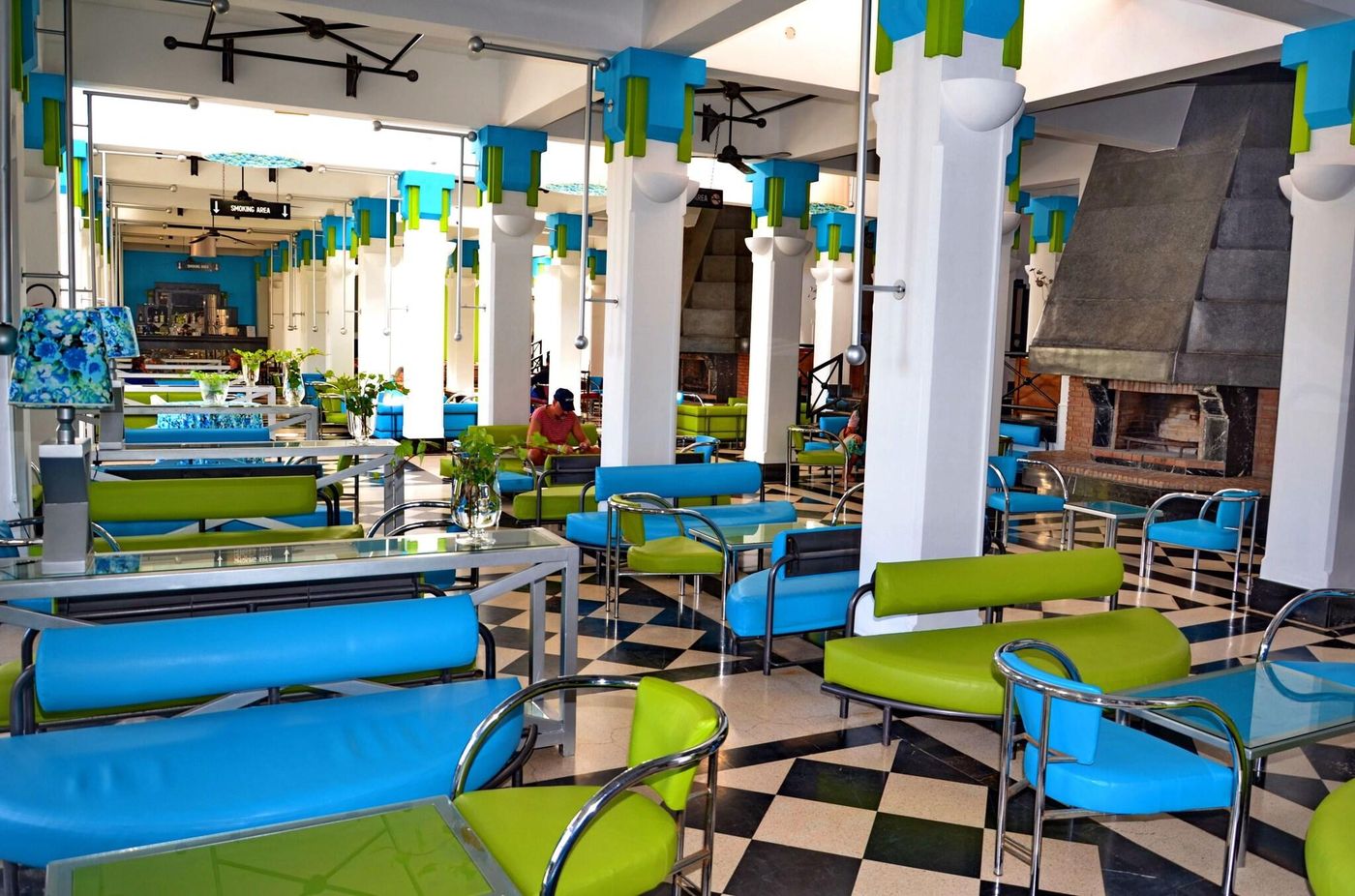 El-Pueblo-Tamlelt-Lobby-44