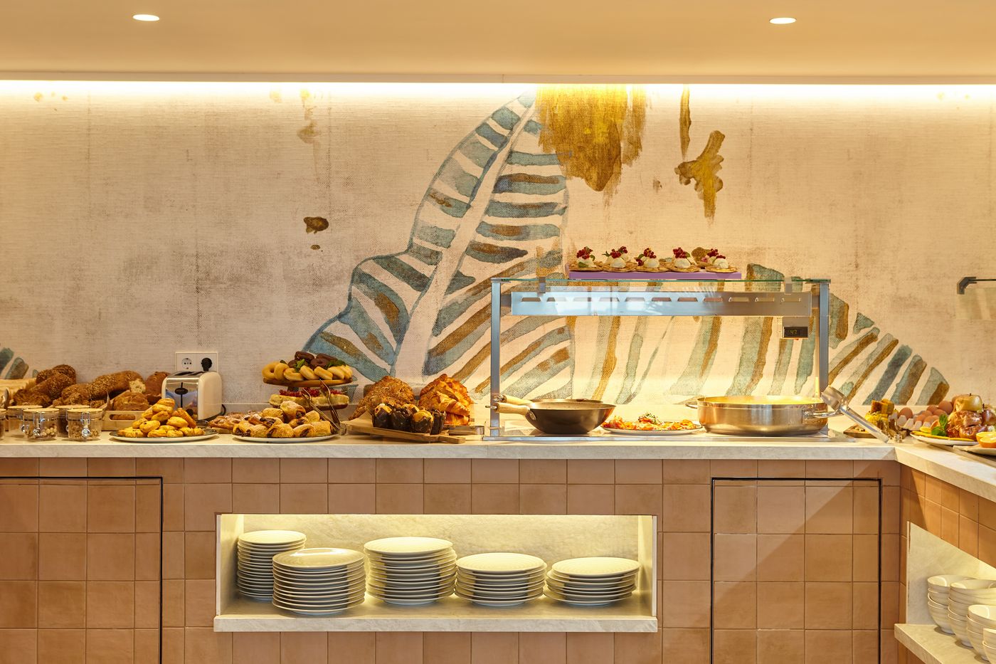 Marina-Palace-Prestige-by-Intercorp-Hotel-Group-Restaurant-58