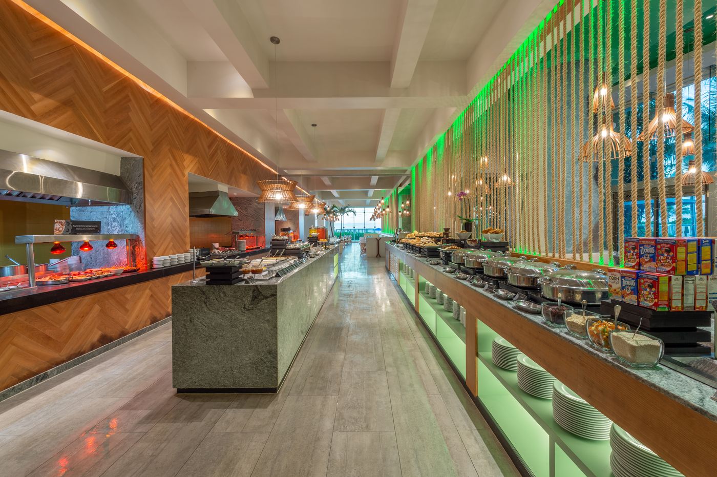 Live-Aqua-Beach-Resort-Canc----n-Restaurant-49