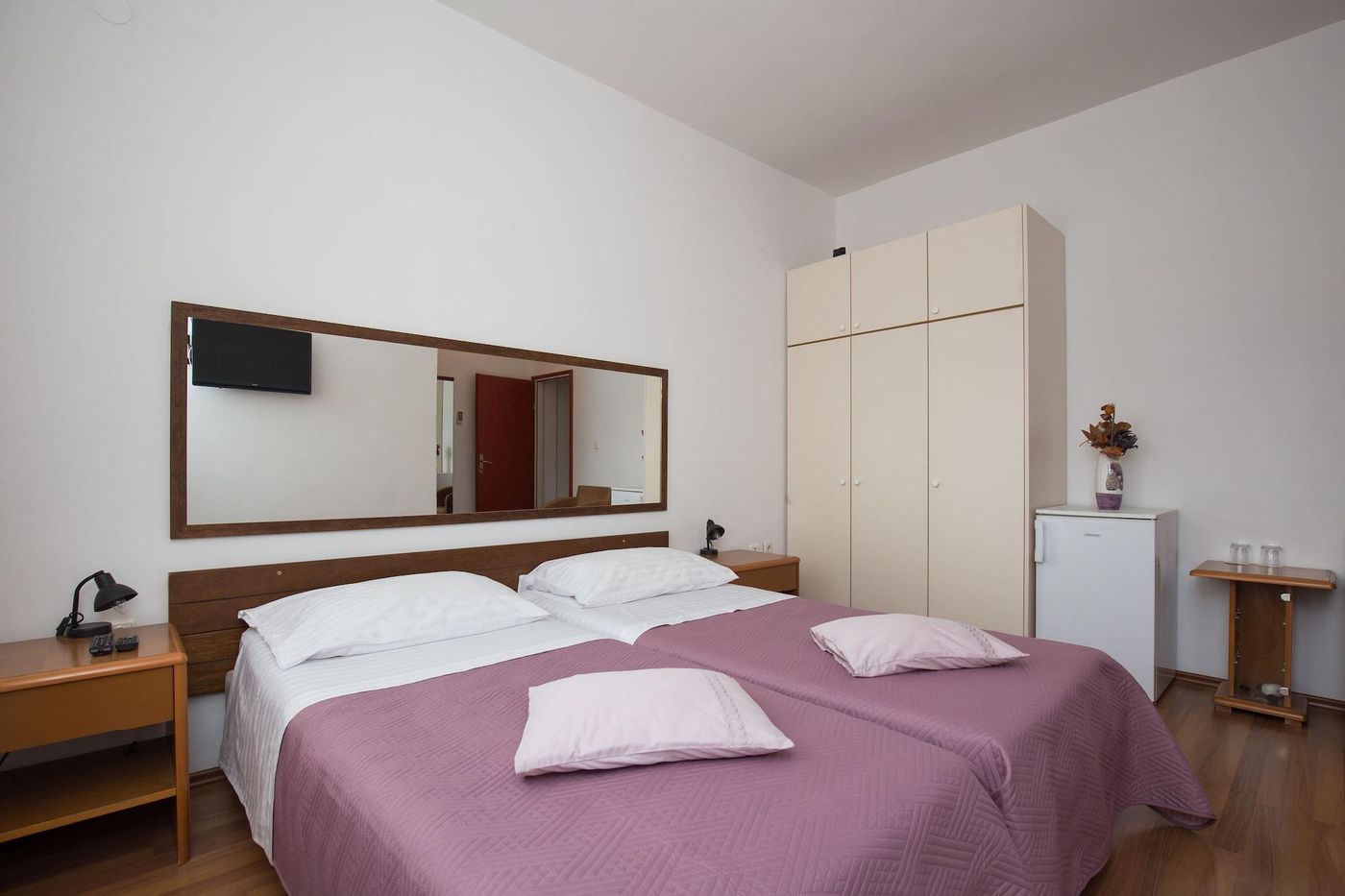 Villa-Konalic-Room-13