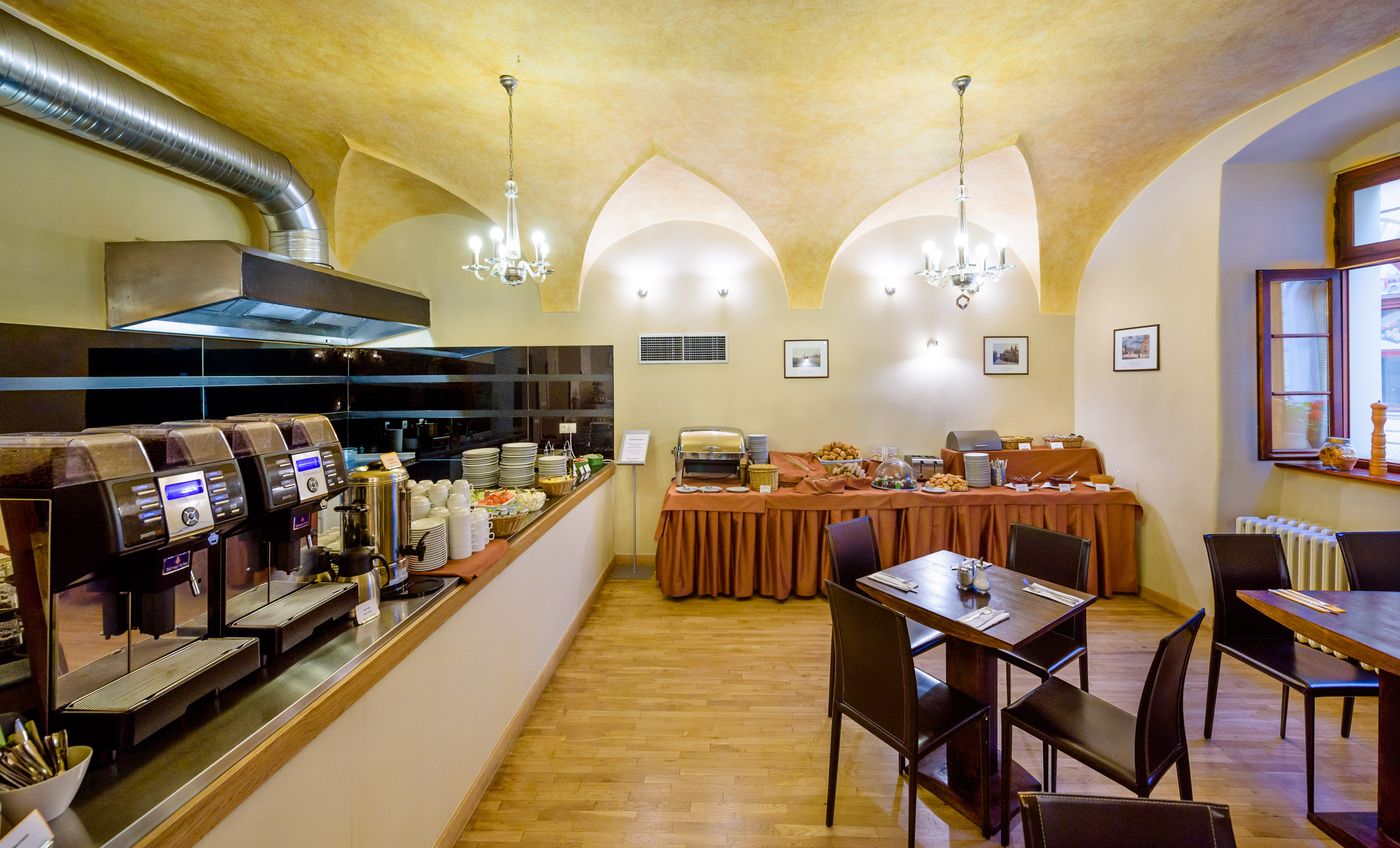 Hotel-Elite-Prague-Restaurant-34