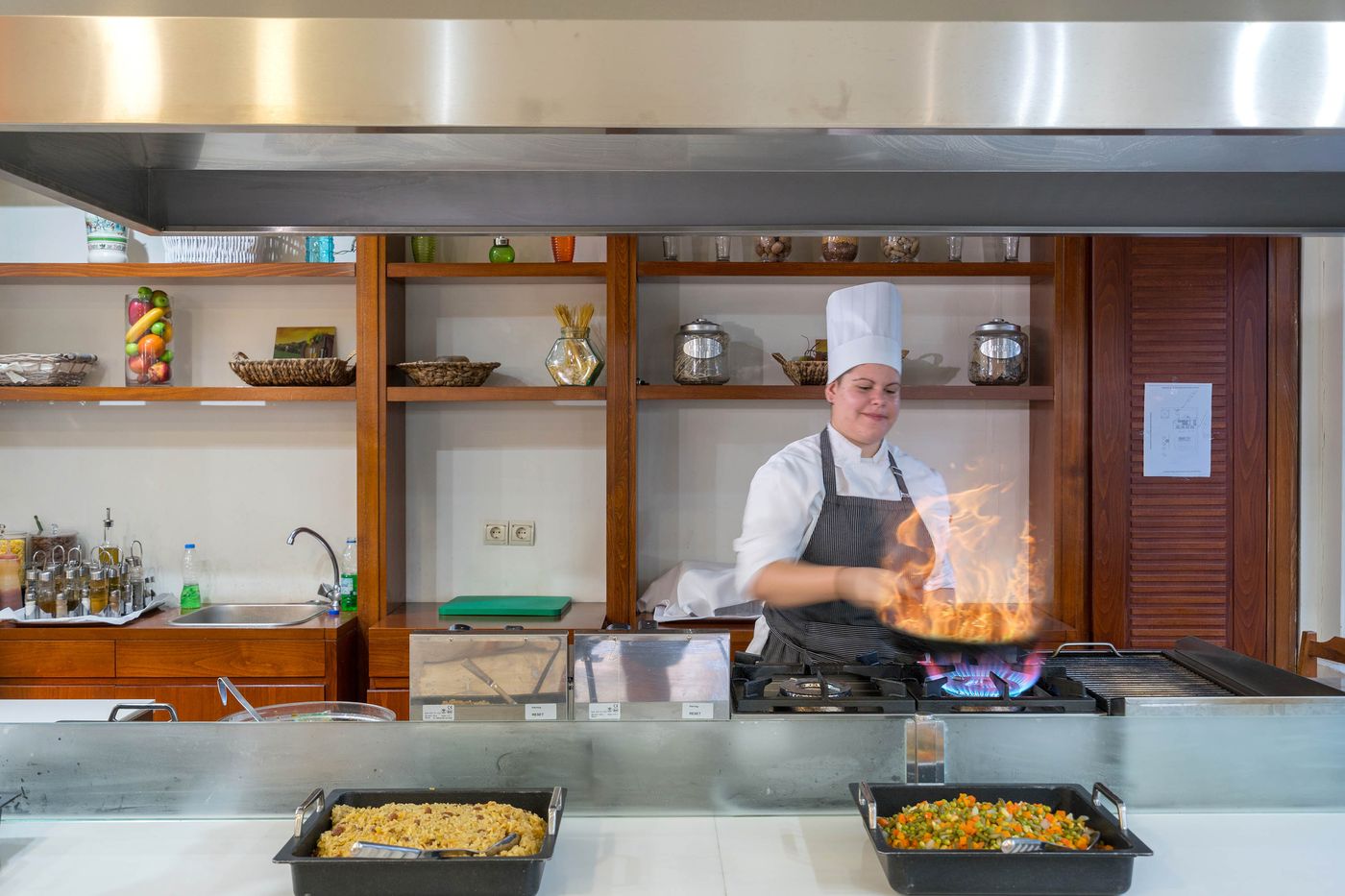 Apollo-Hotel-Restaurant-37