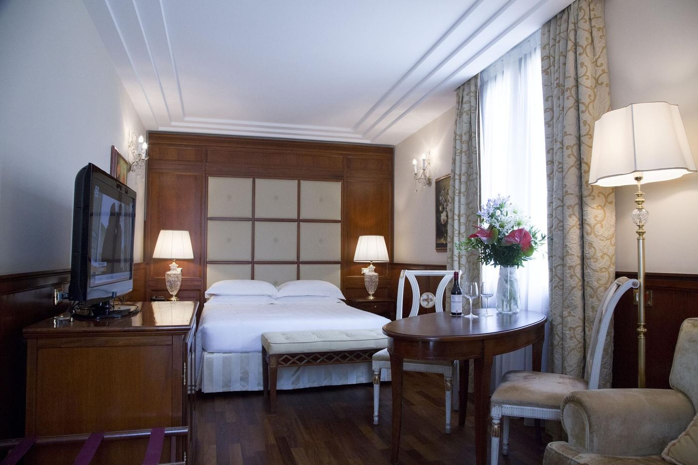 Golden-Tower-Hotel---Spa-Room-39