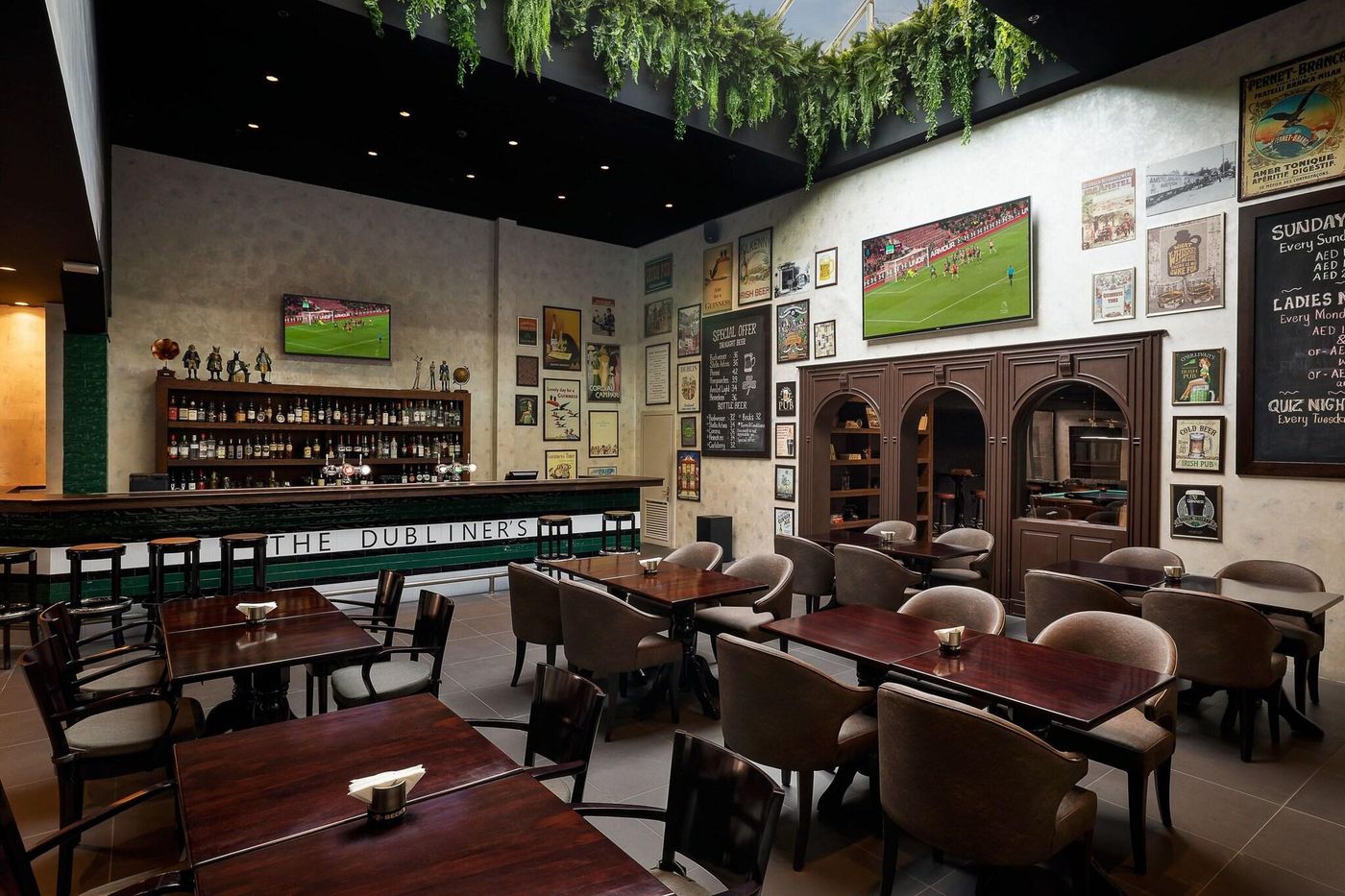 Le-Meridien-Dubai-Hotel---Conference-Centre-Restaurant-79