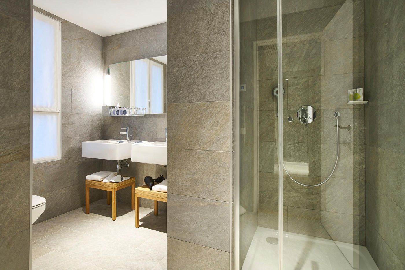 9hotel-Republique-Room-37