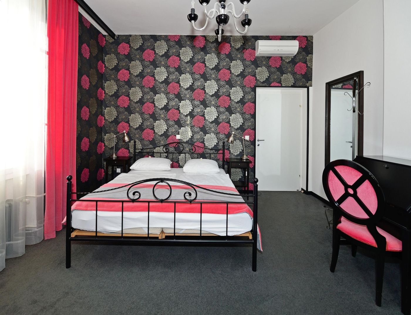 Villa Preseren-Slovenia-BLED -Room-8