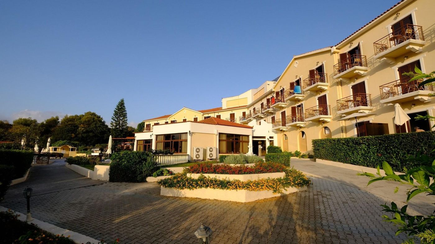 Karavados-Beach-General-view-7