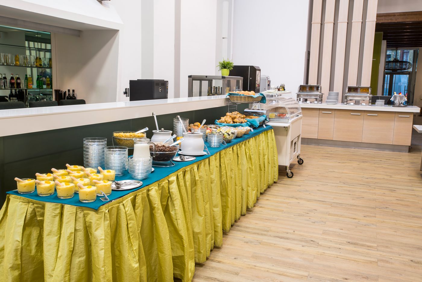 Atrium-Fashion-Hotel-Restaurant-43