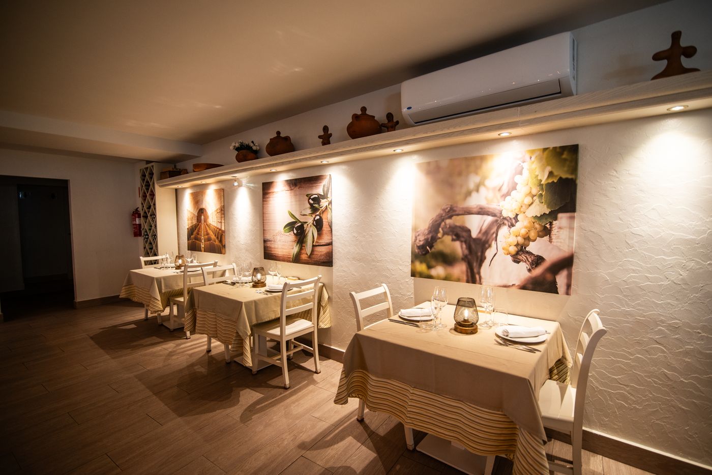 Aequora-Lazarote-Suites-Restaurant-62