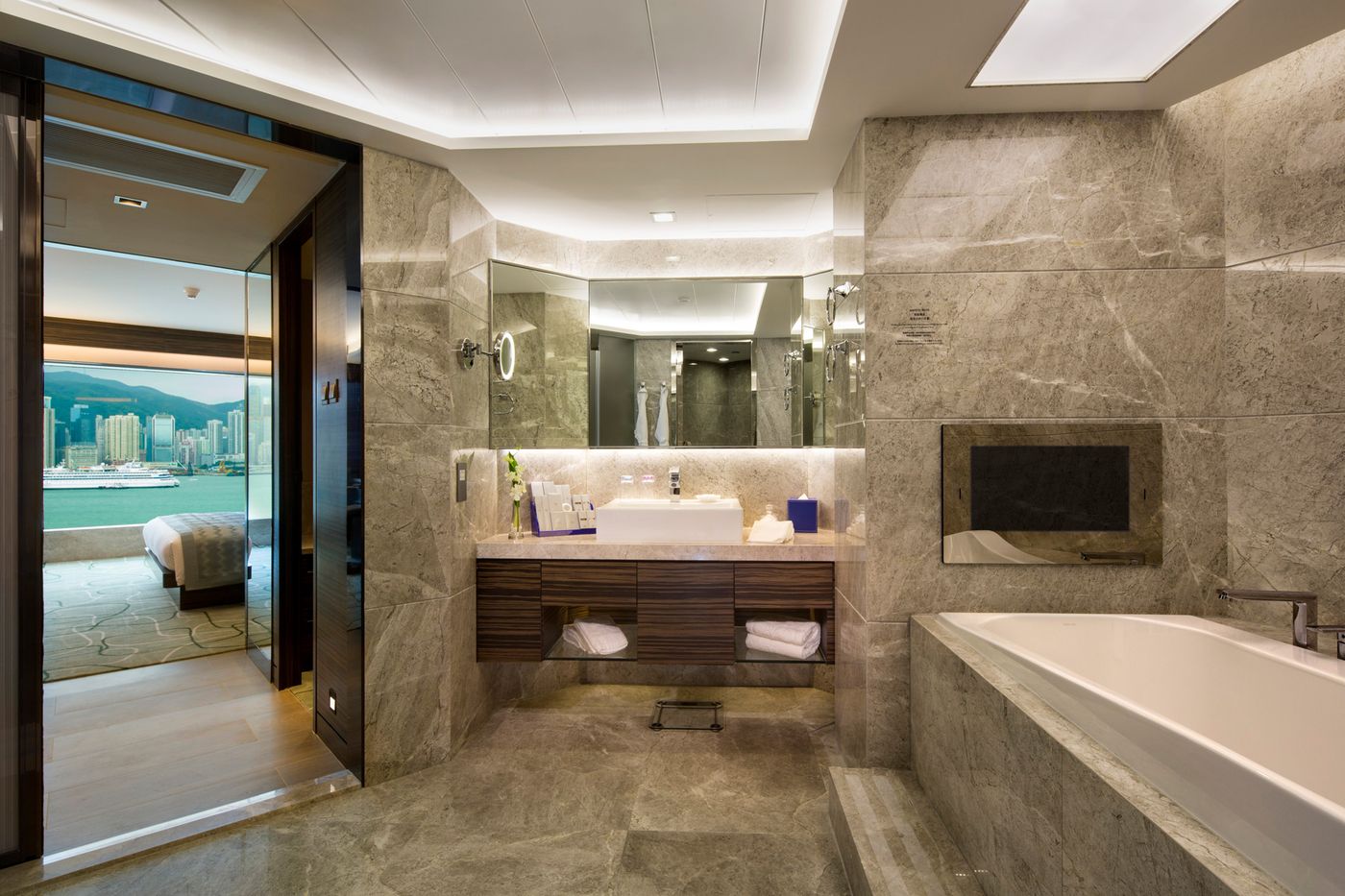 New-World-Millennium-Hong-Kong-Hotel-Room-41