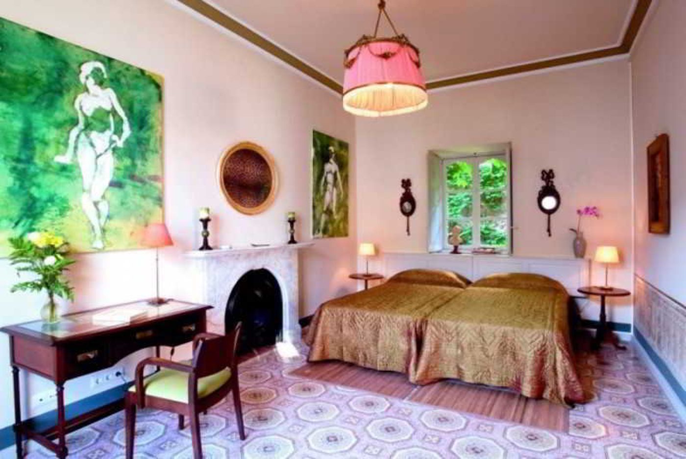 Art-Boutique-Chamarel-Room-14