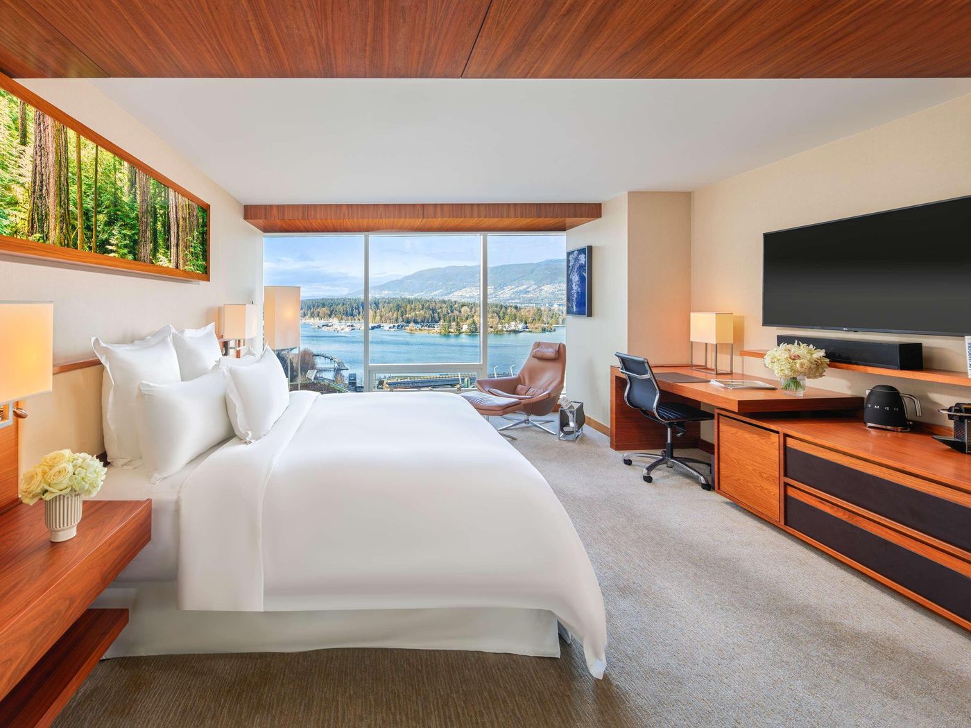 Fairmont-Pacific-Rim-Room-43