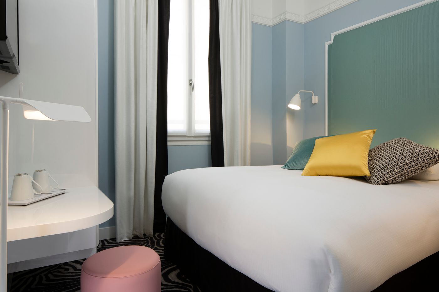 Hotel-Pastel-Paris-Room-18
