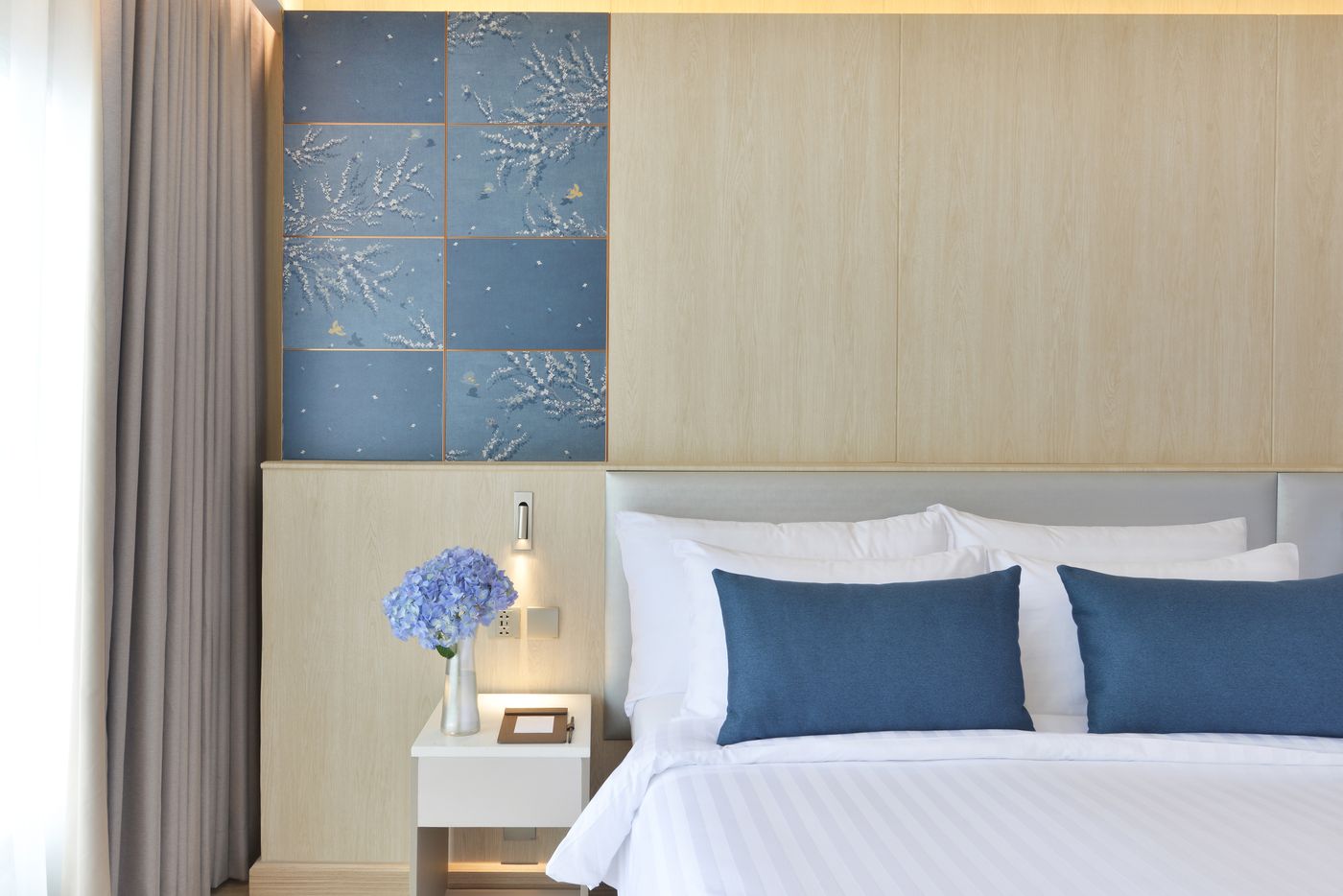 Centre-Point-Plus-Hotel-Pratunam-Room-36