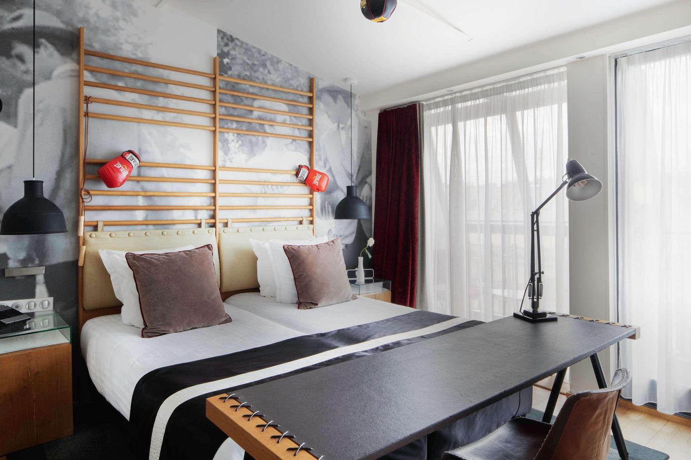 Le-123-Sebastopol-Astotel-Room-14