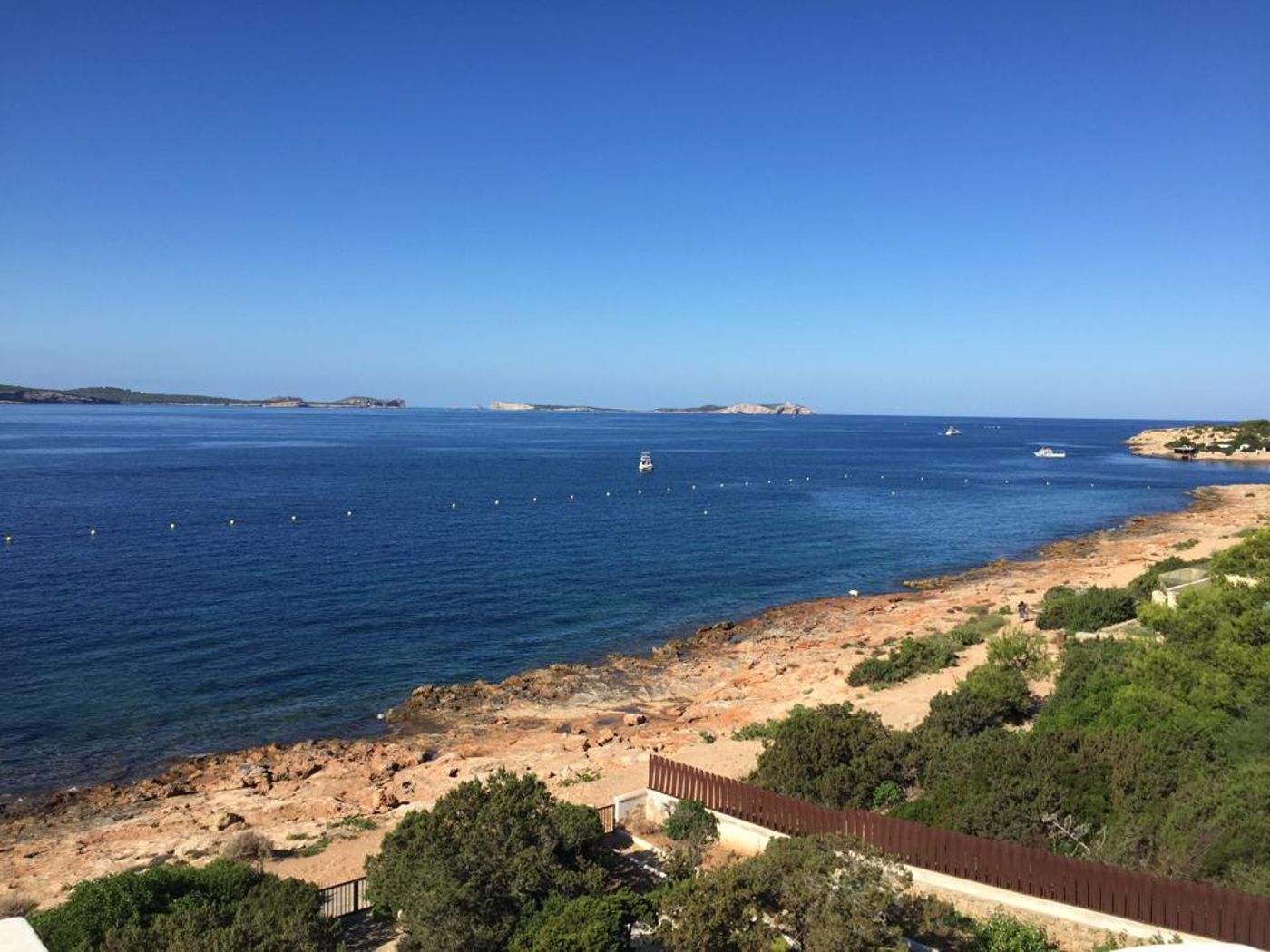 Sol-Bahia-Ibiza-Suites-Beach-33