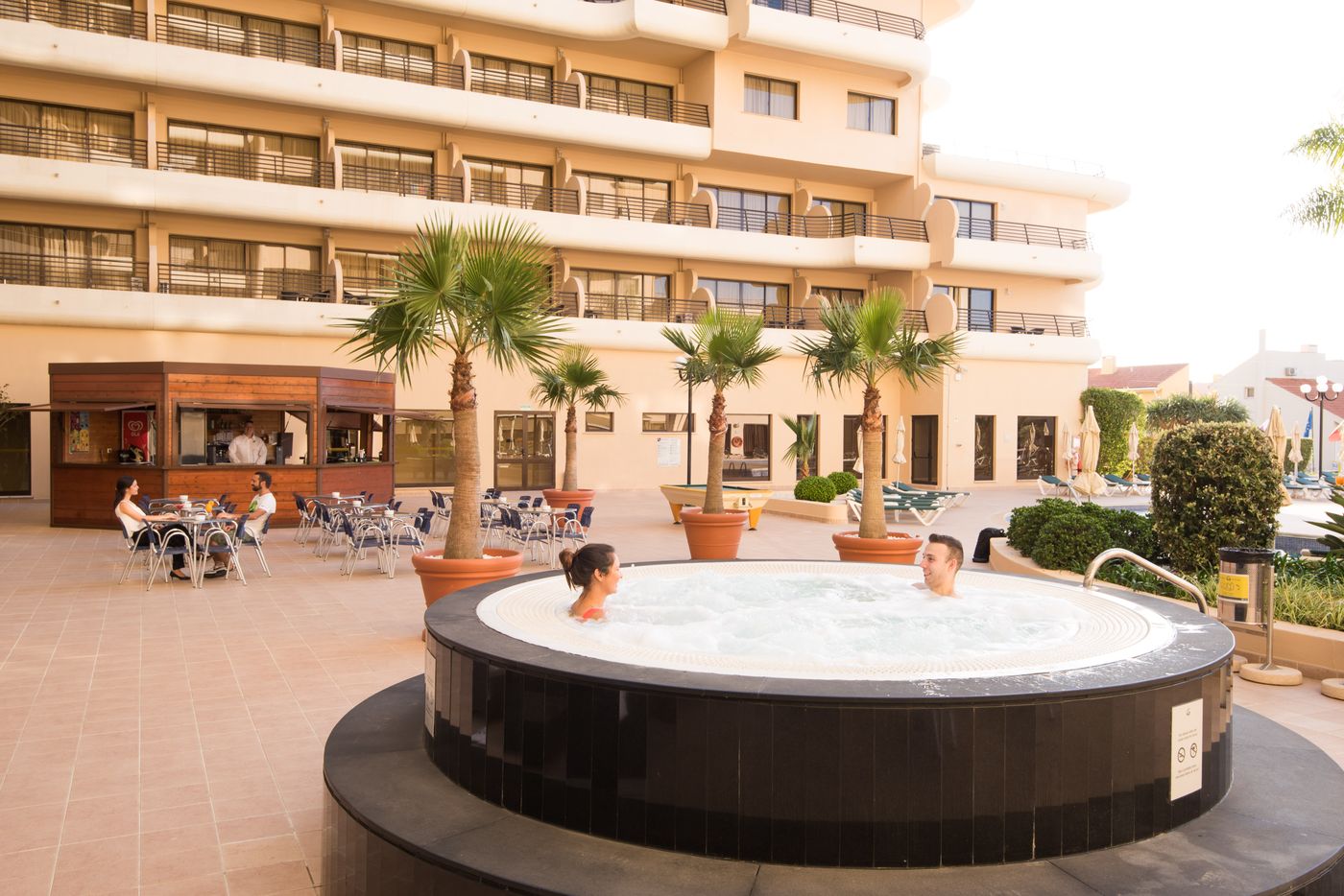 Vila-Gale-Marina-Pool-14