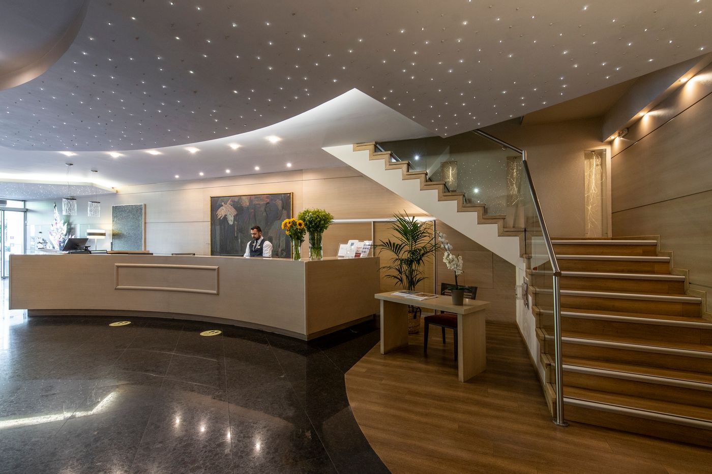 Amalia-Hotel-Lobby-12