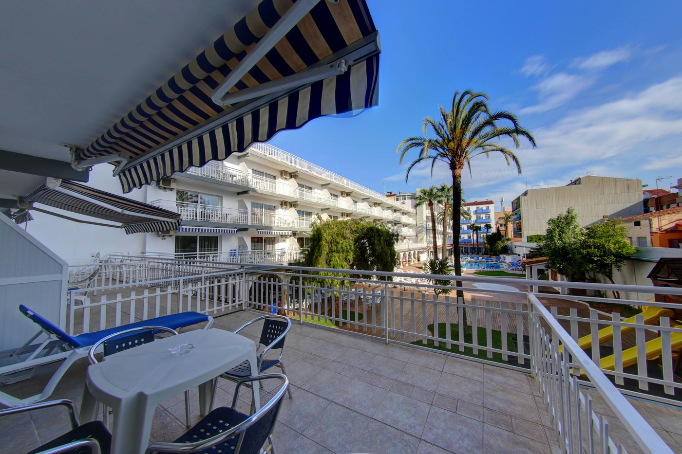 Hotel-Apartamentos-Solimar-Room-9