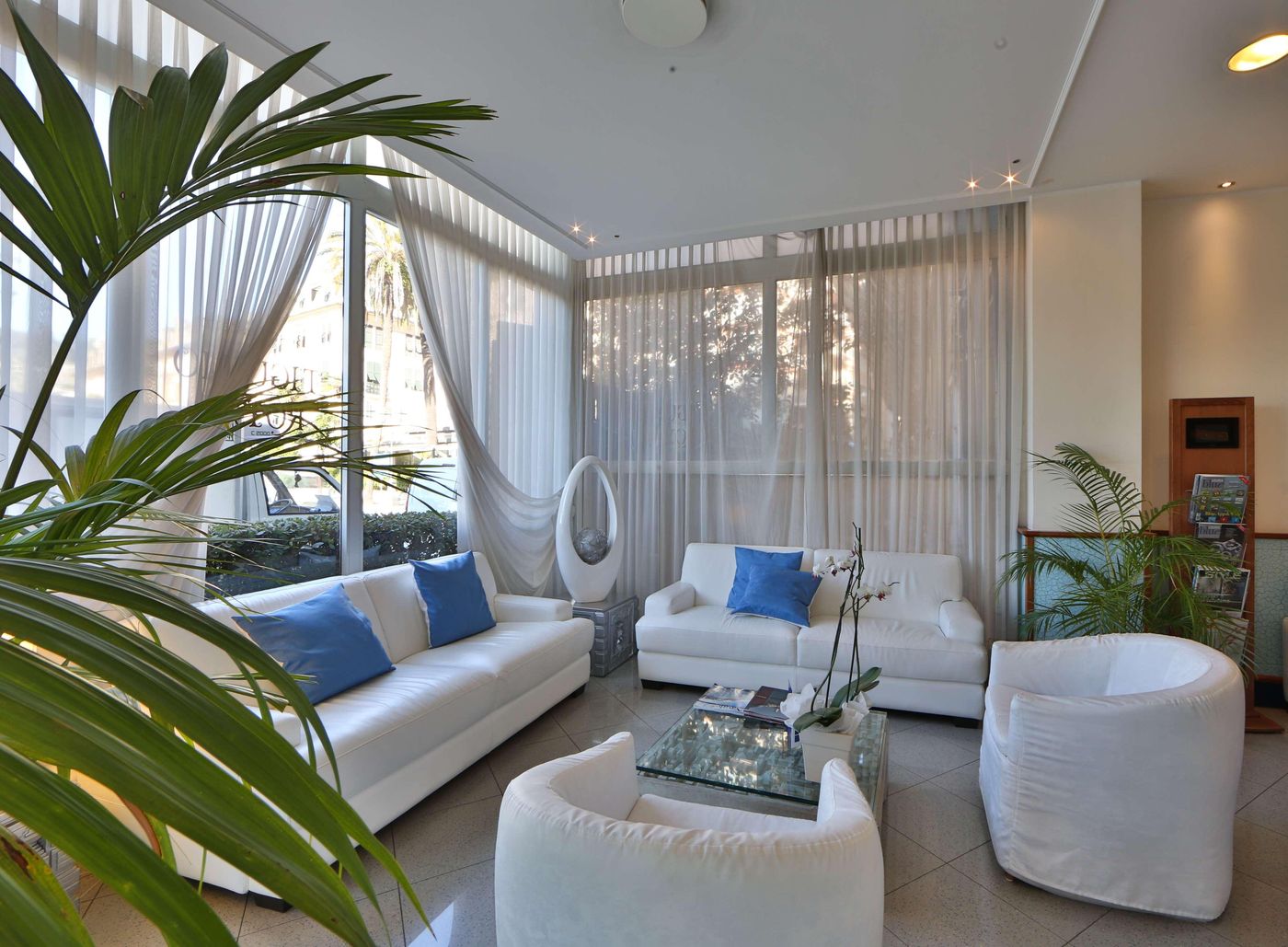 Best Western Plus Tigullio Royal Hotel - Italy - Rapallo - Lobby - 8