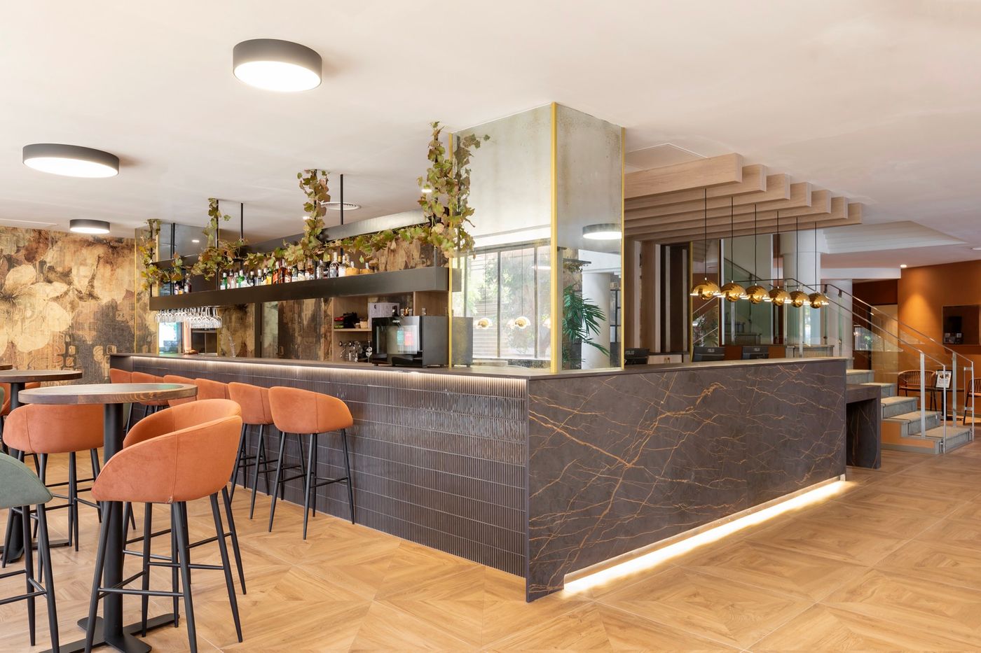 Acta-Piramides-Lobby-3