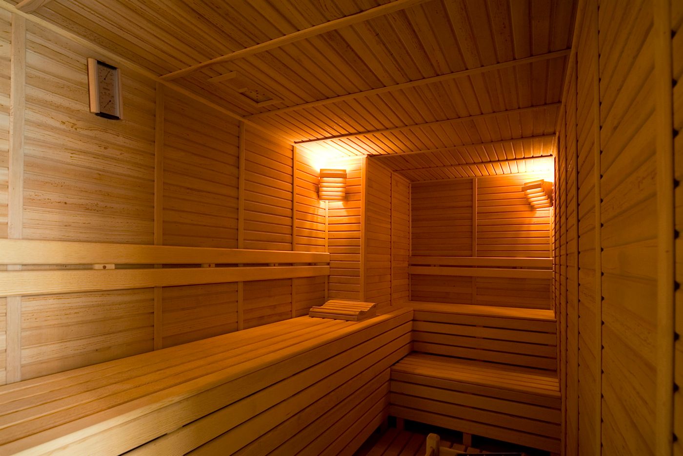 Side Garden Residence