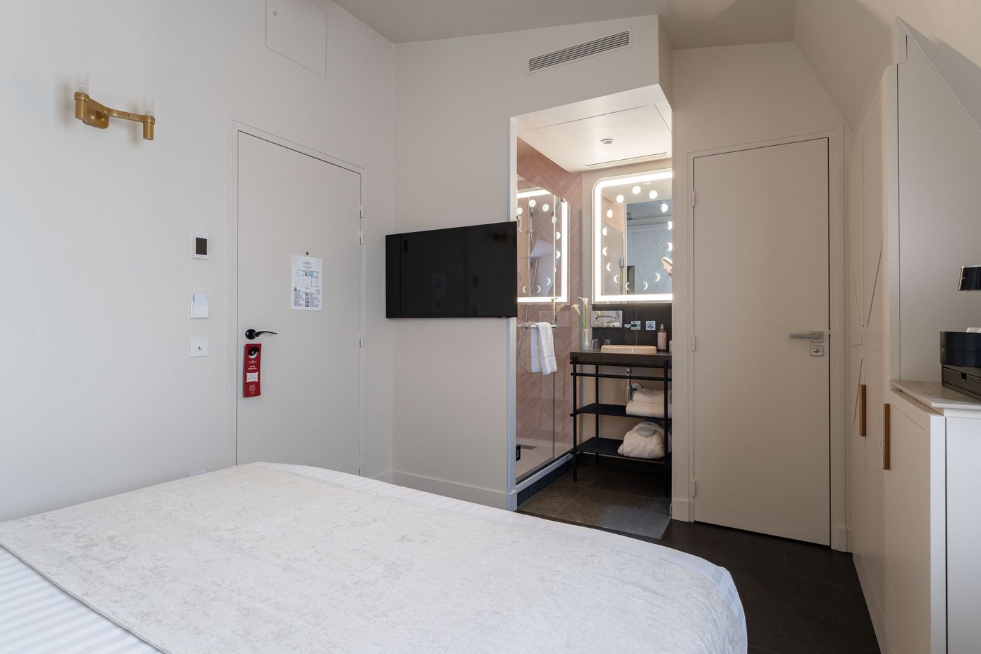 Astra-Opera-Astotel-Room-33