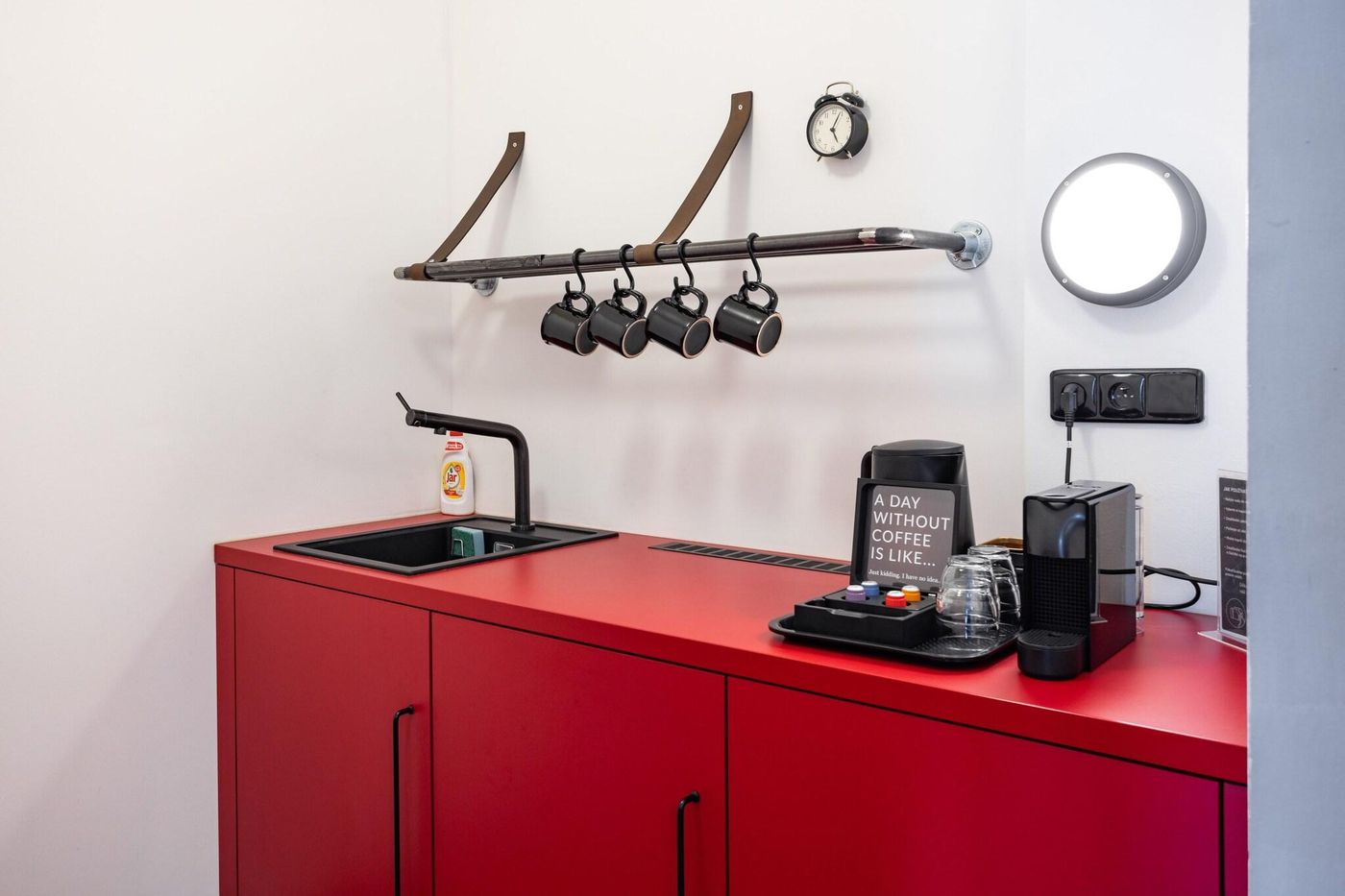 Miss-Sophie-s-Downtown-Room-76