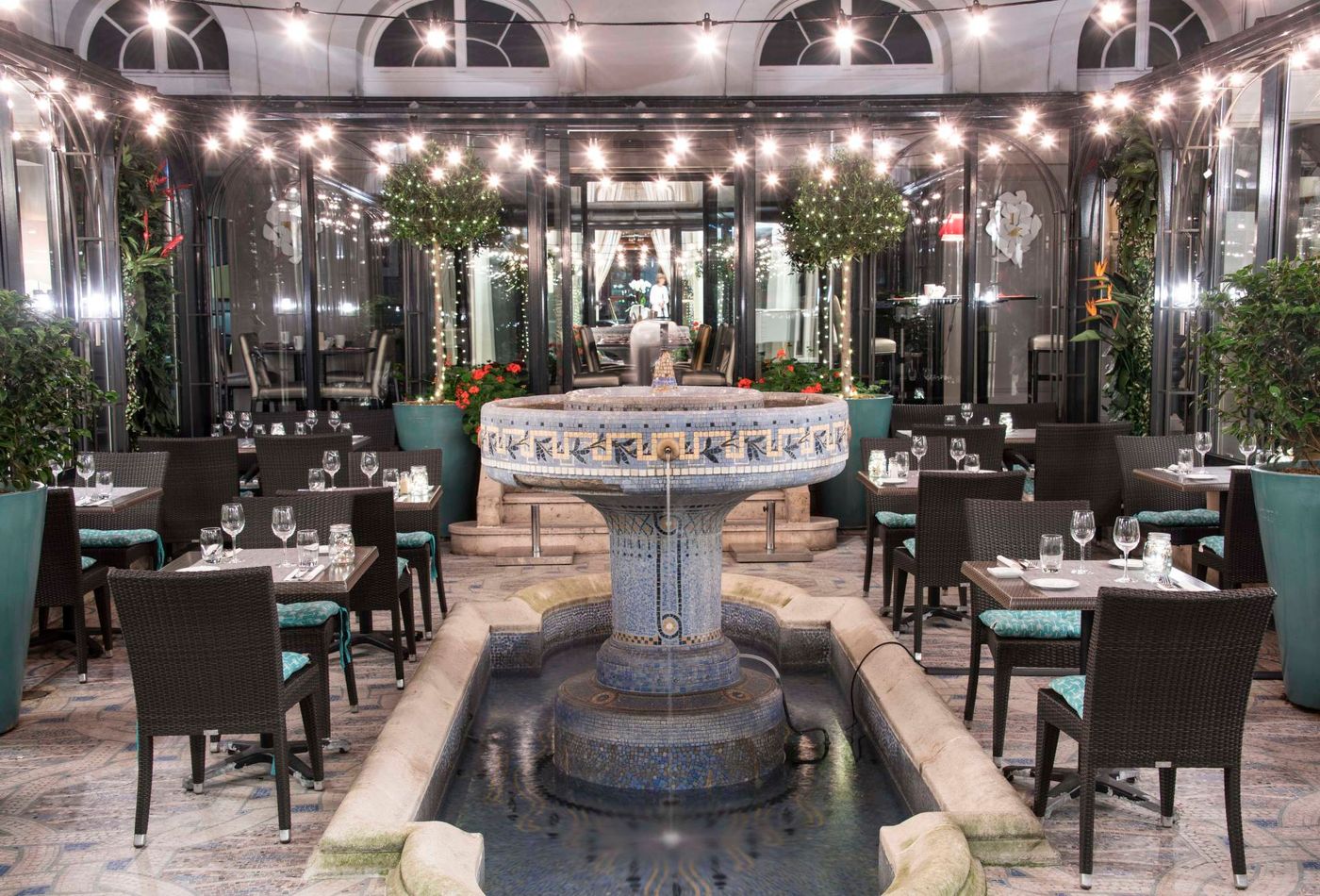 California Paris Champs-Elysees