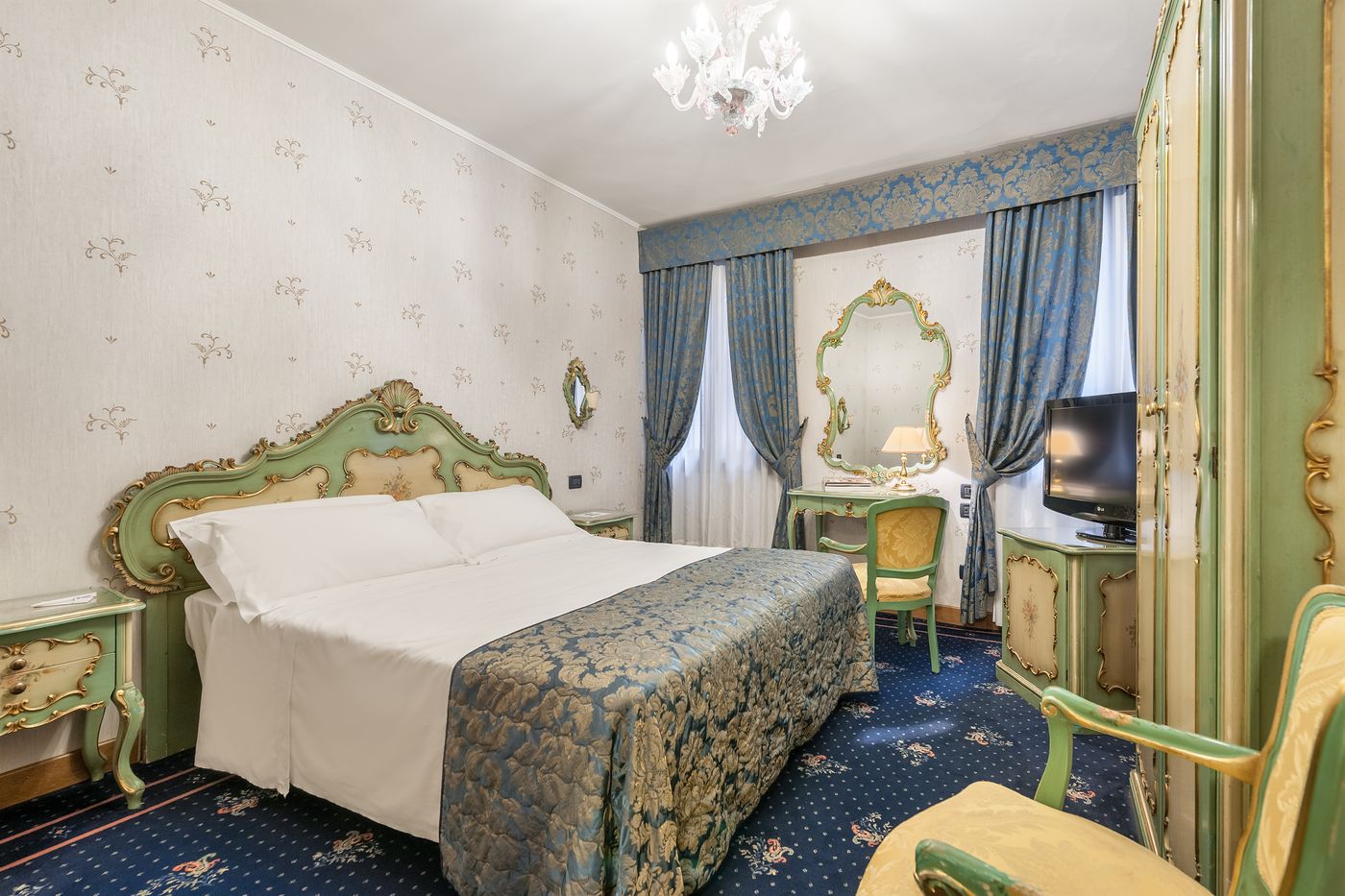 Hotel-Montecarlo-Room-24