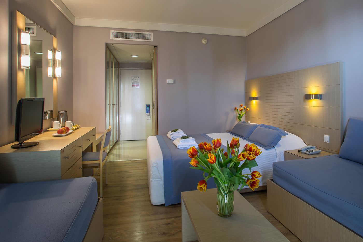 Louis-Ledra-Beach-Room-22